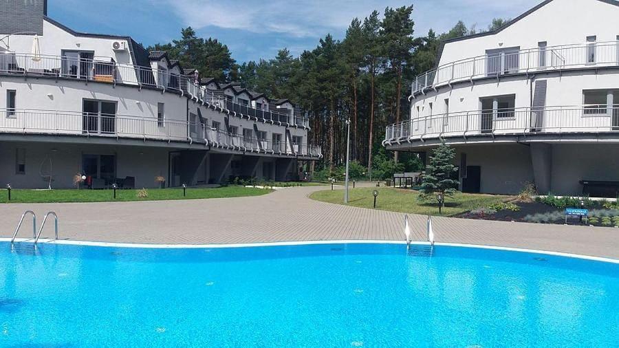 Romantyczny Apartament Happy 16 Basen & Kort Tenisowy, Ochrona 24 H - Dla Maksymalnie 6 Osob Pobierowo Luaran gambar